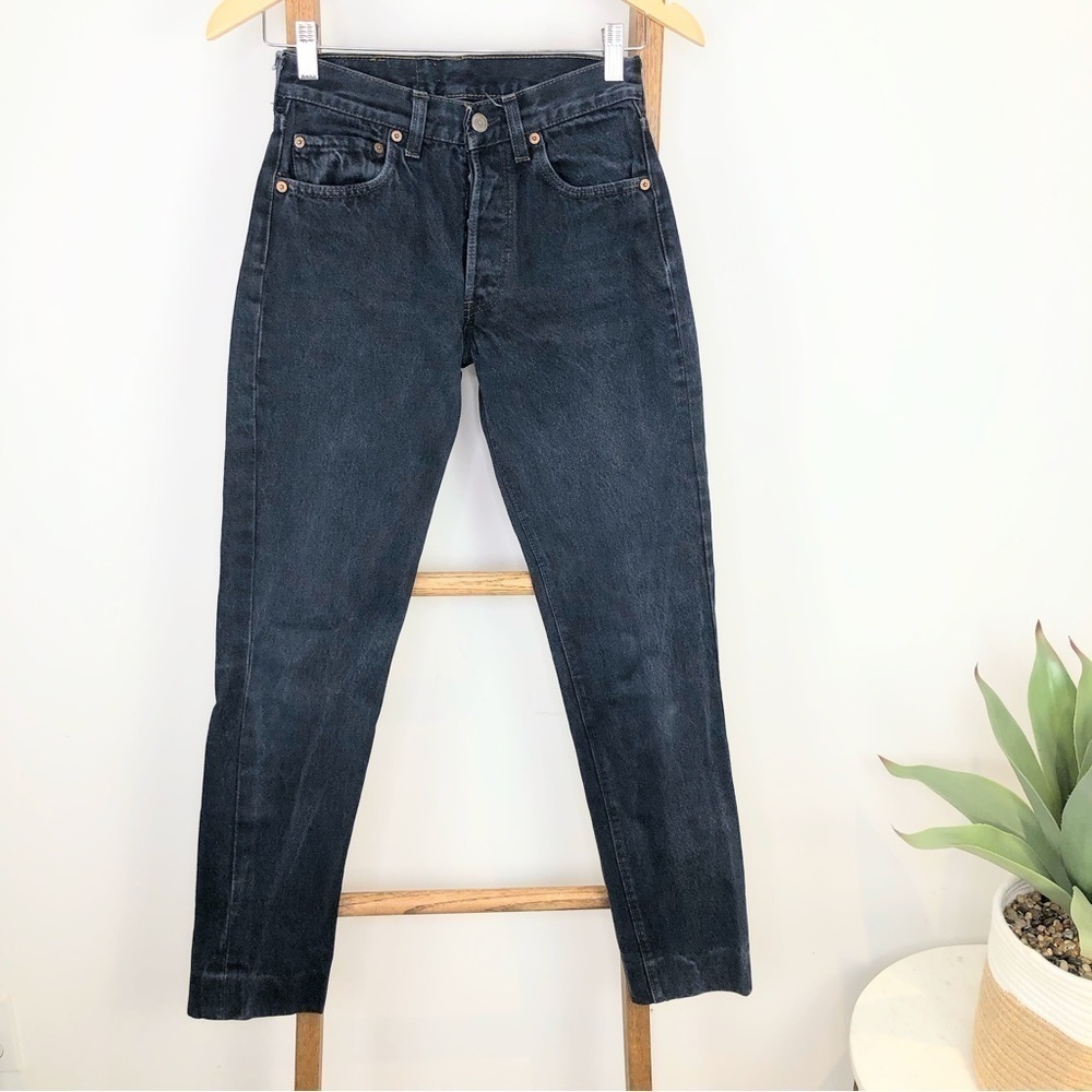 VINTAGE Black Levi’s Wedgie Red E Label Button Fly Straight Leg size 24